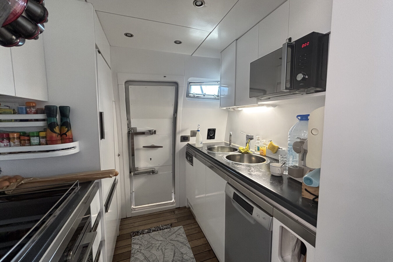 Life on board IODA II private yacht