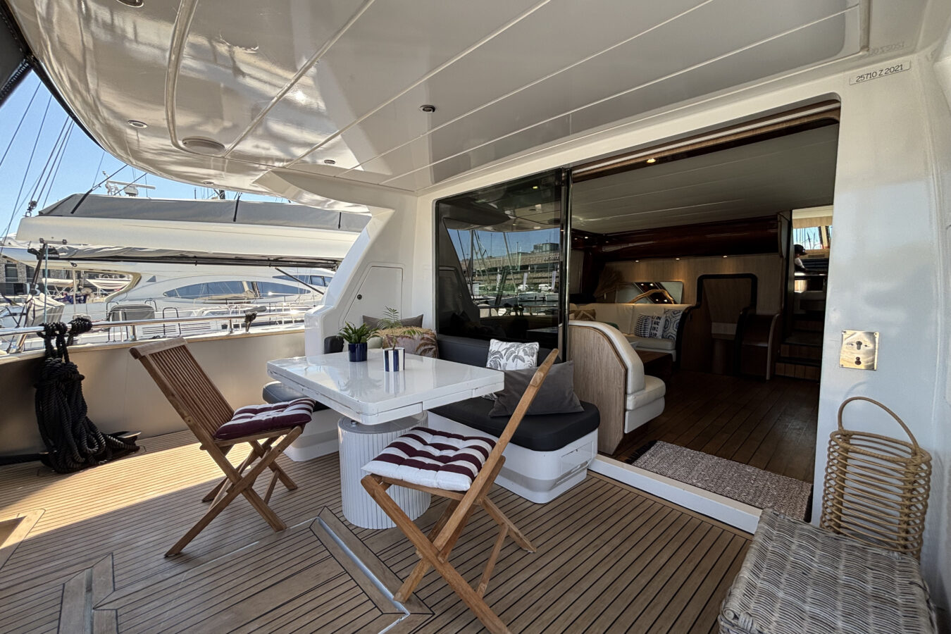 Life on board IODA II private yacht